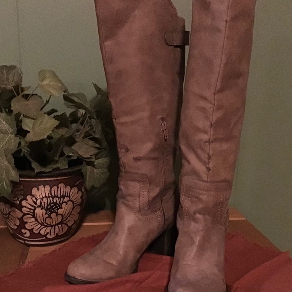 Pre-loved Very Much Tall Taupe Harness Boots 7.5 - Picture 1 of 11
